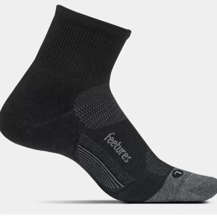 Feetures Merino 10 Ultra Light Quarter Clearance