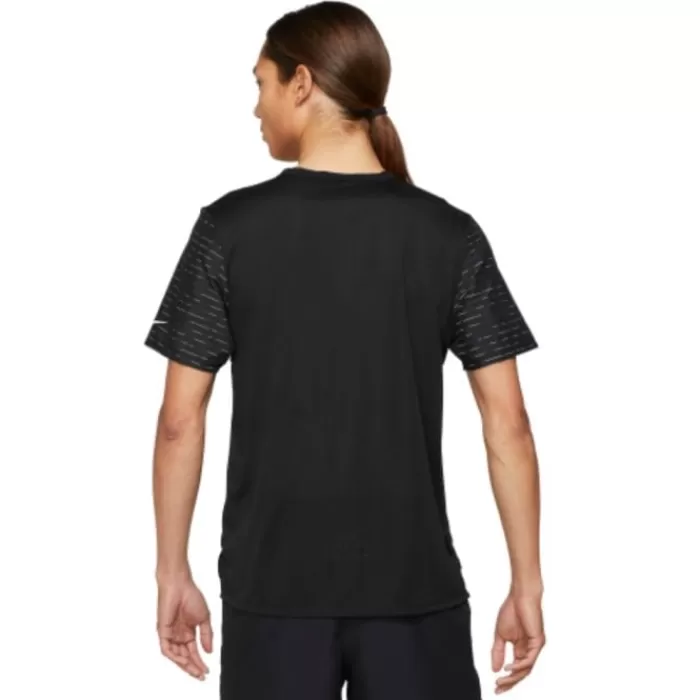 Nike Dri-Fit Rise 365 Run Division Tee New