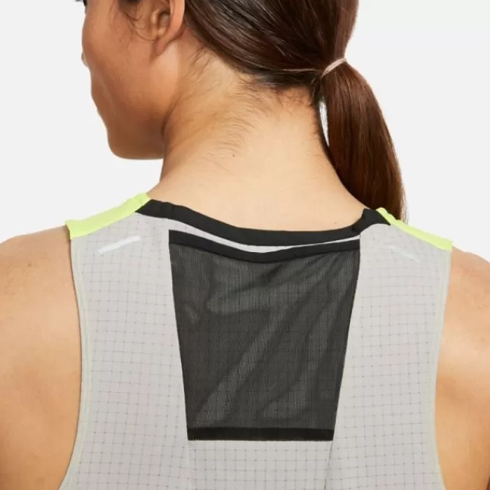 Nike Dri-Fit Trail Rise 365 Tank Online