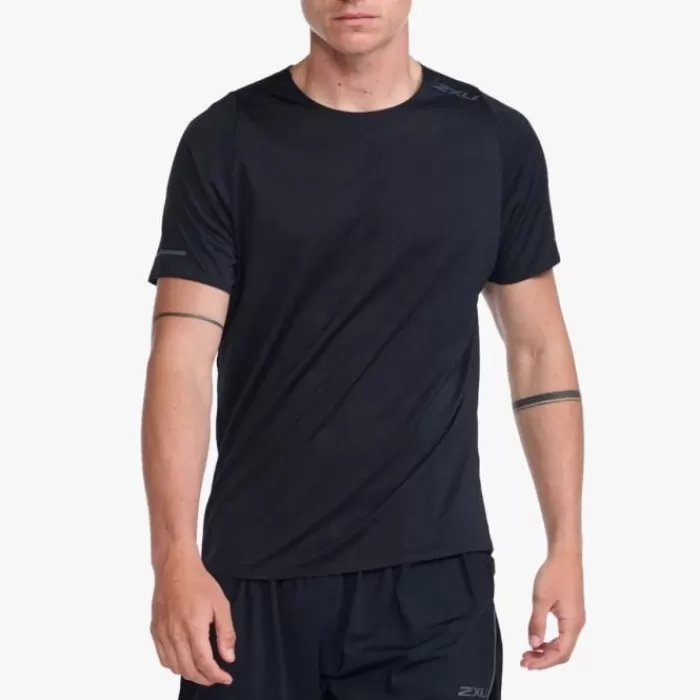 2XU Light Speed Tech Tee Negro Hot